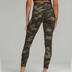 🚫On Hold for Celia🚫